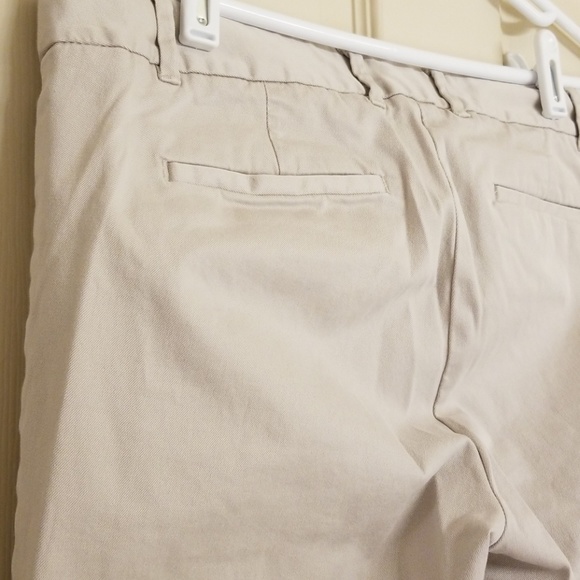 J Crew City Fit Capri Khakis - size 2 - Picture 7 of 8